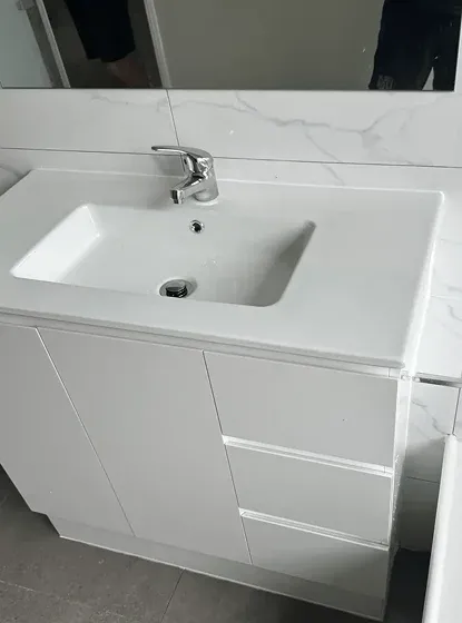 New bathroom vanity and basin installed by Logan Plumbing & Gas